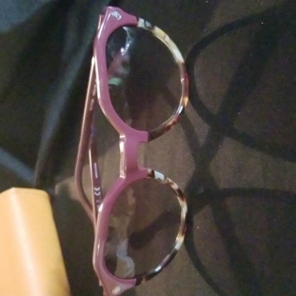 Tory Burch sunglasses with protective case and bag - Picture 8 of 14